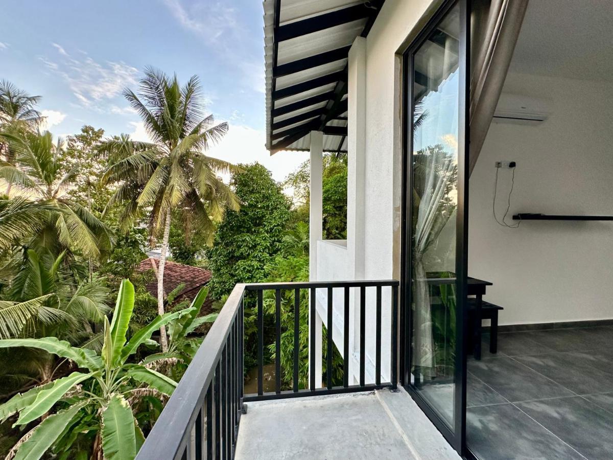 Zero Nero Hotel Unawatuna Exterior photo