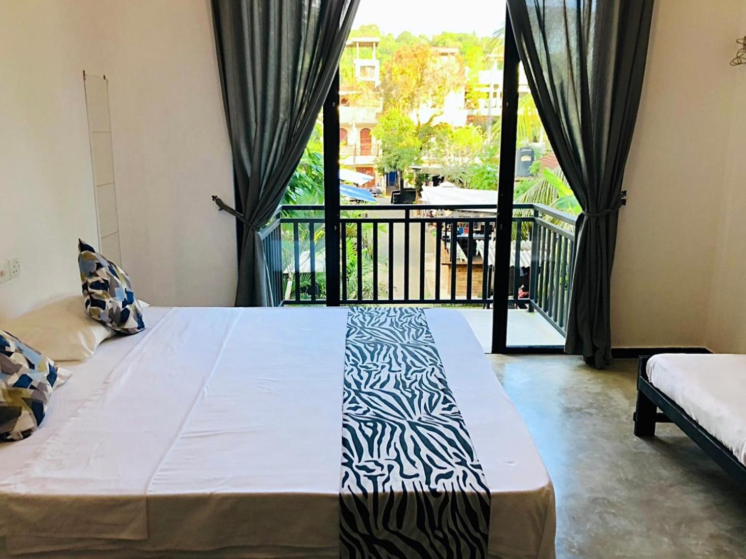 Zero Nero Hotel Unawatuna Room photo